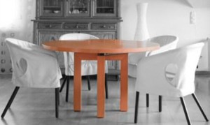Möbelentwurf – Runder Esstisch mit 2 Einlegeplatten | Höltkemeier